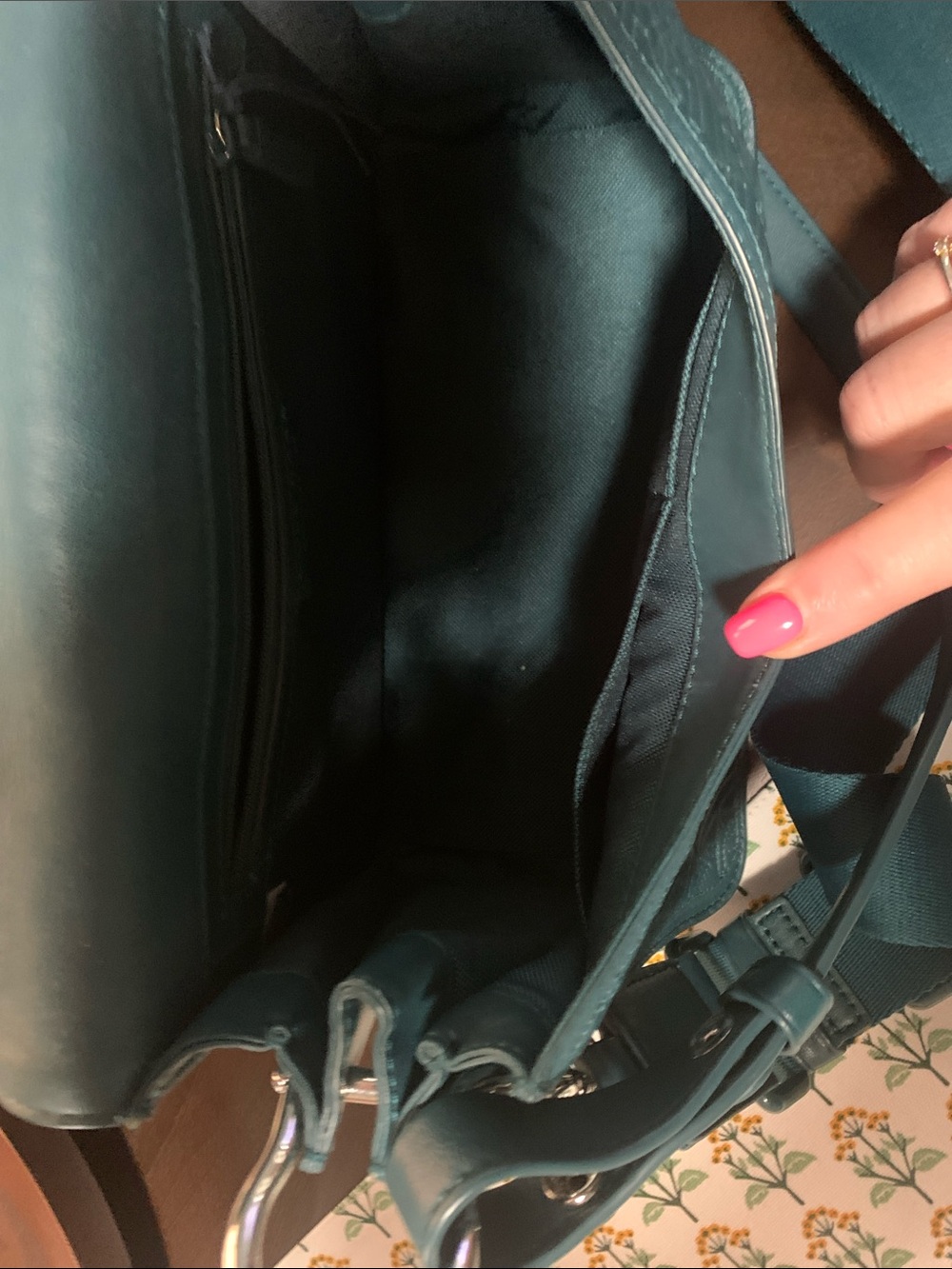 COLE HAAN GRAND SERIES GORDIE BAG - Picture 11 of 11